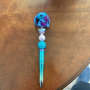 Stitch pen with black ink